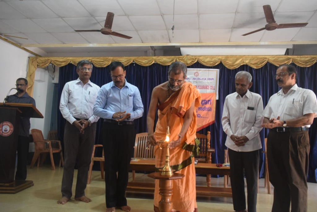 Workshop on concentration through yoga.